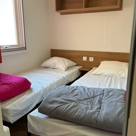 キャンプ場 M H 3 *